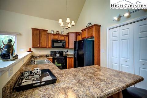 153 Moonlight Trl, Seven Devils, NC 28604 photo 11