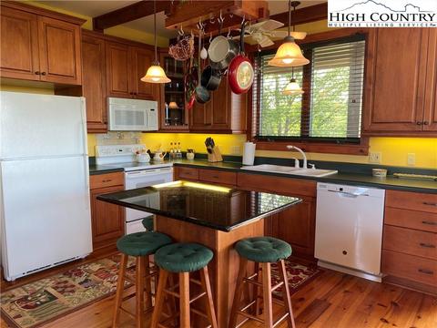 240 Acker Farm Dr, Ennice, NC 28623 photo 7