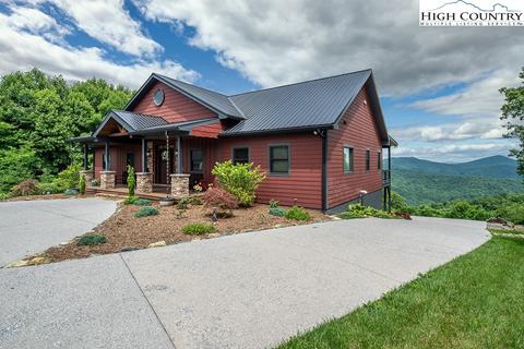 845 Alpine Dr, Seven Devils, NC 28604 photo 4