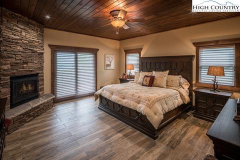 845 Alpine Dr, Seven Devils, NC 28604 photo 14
