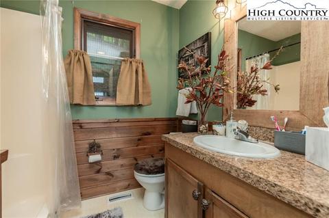 176 Lookout Pt, Deep Gap, NC 28618 photo 20