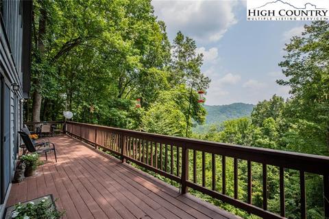 176 Lookout Pt, Deep Gap, NC 28618 photo 2