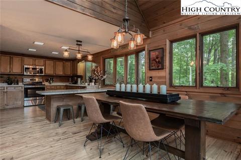176 Lookout Pt, Deep Gap, NC 28618 photo 10