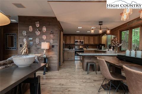 176 Lookout Pt, Deep Gap, NC 28618 photo 11