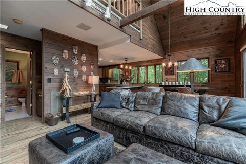 176 Lookout Pt, Deep Gap, NC 28618 photo 8