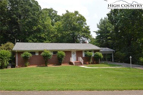60 Darr St, Sparta, NC 28675 photo 2