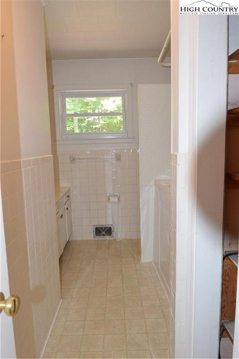 60 Darr St, Sparta, NC 28675 photo 18