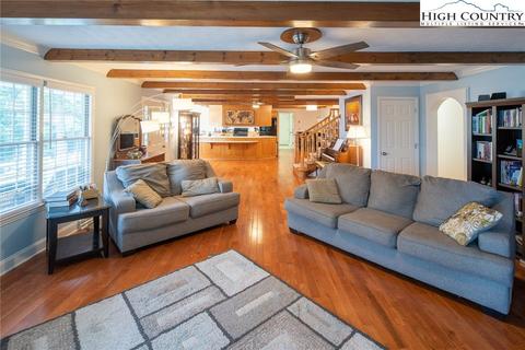 676 Pineview Dr, Boone, NC 28607 photo 6