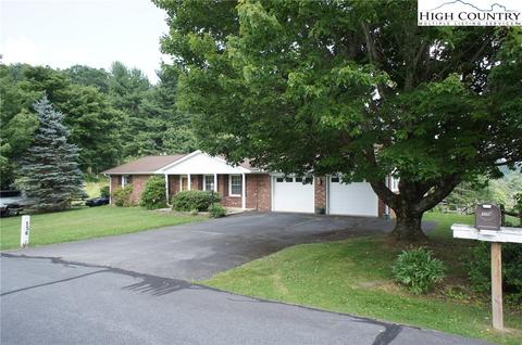 156 Doe Dr, Boone, NC 28607 photo 2