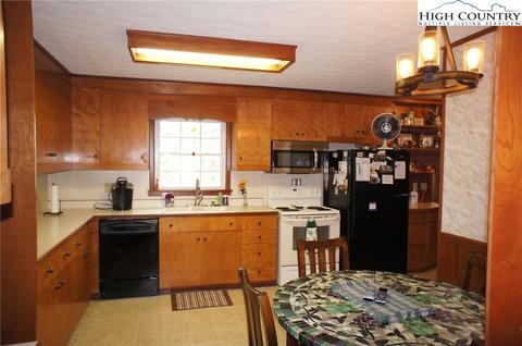 156 Doe Dr, Boone, NC 28607 photo 24