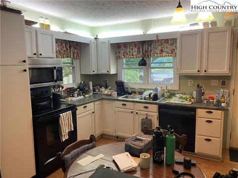 251 Elderberry Loop, Newland, NC 28657 photo 3