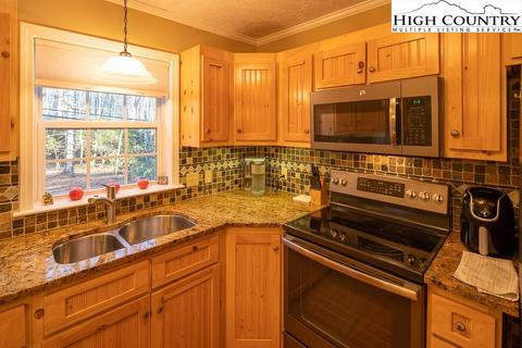 38 Willow Loop, Newland, NC 28657 photo 18