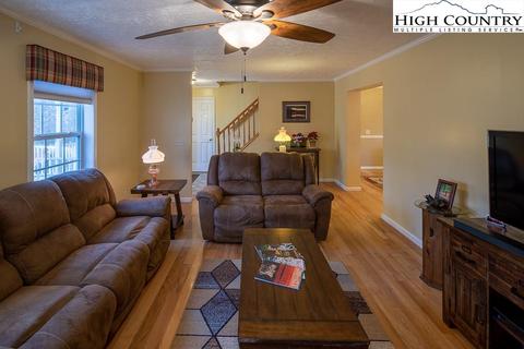 38 Willow Loop, Newland, NC 28657 photo 10