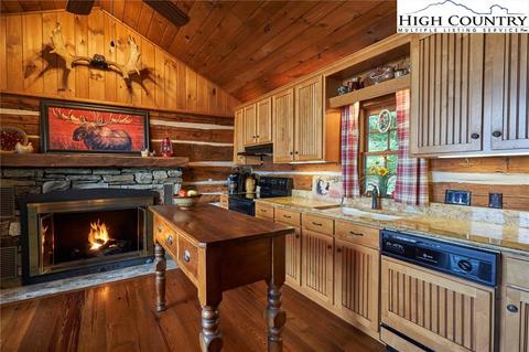 1082 Huckleberry Trl, Boone, NC 28607 photo 19