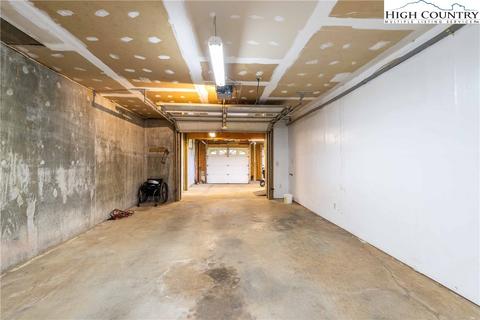 631 Pond Rd, Spruce Pine, NC 28777 photo 49
