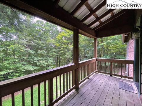 129 Sequoia Dr, Boone, NC 28607 photo 3