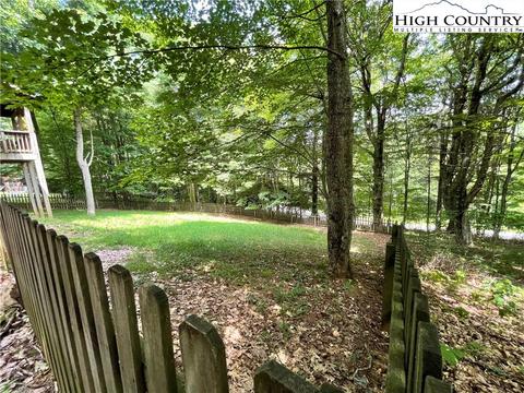 129 Sequoia Dr, Boone, NC 28607 photo 6
