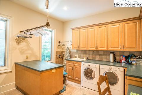 453 Greystone Dr, Boone, NC 28607 photo 12
