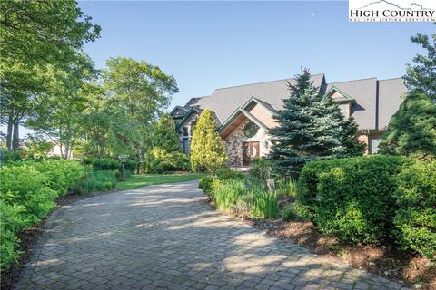 453 Greystone Dr, Boone, NC 28607 photo 3