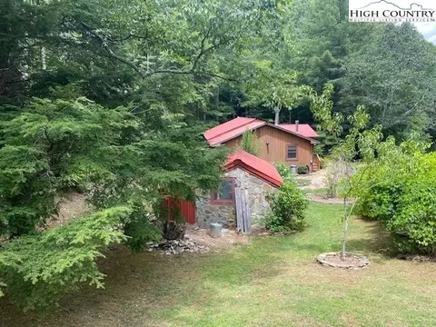 370 Edwin Blevins Rd, Lansing, NC 28643 photo 21