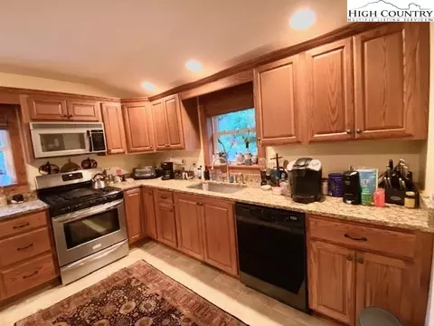 370 Edwin Blevins Rd, Lansing, NC 28643 photo 35