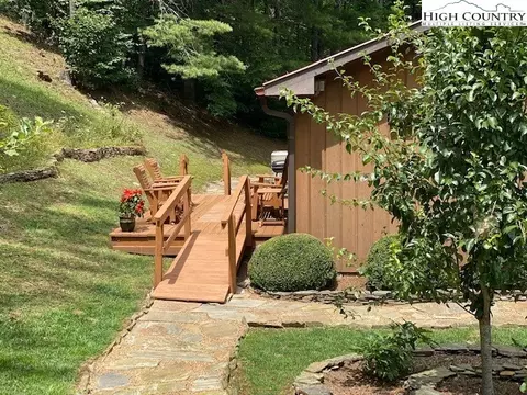370 Edwin Blevins Rd, Lansing, NC 28643 photo 22