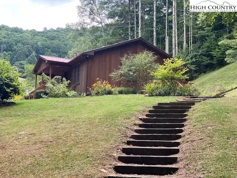 370 Edwin Blevins Rd, Lansing, NC 28643 photo 16
