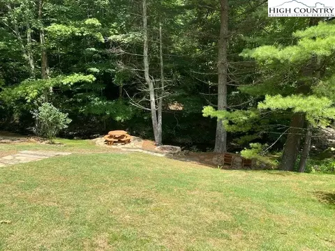 370 Edwin Blevins Rd, Lansing, NC 28643 photo 12