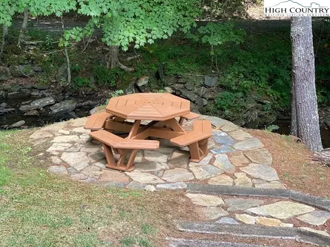 370 Edwin Blevins Rd, Lansing, NC 28643 photo 13