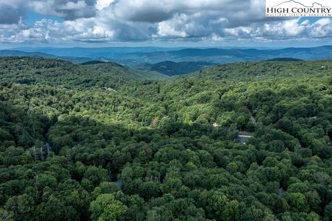 133 Hornbeam Rd, Beech Mountain, NC 28604 photo 8