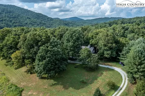 1444 River Rd, Todd, NC 28684 photo 11