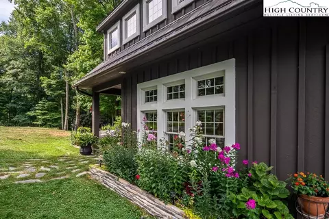 1444 River Rd, Todd, NC 28684 photo 31