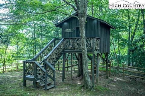 1444 River Rd, Todd, NC 28684 photo 26