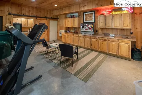 1444 River Rd, Todd, NC 28684 photo 40