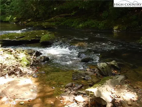 1114 Tayson Rd, Sparta, NC 28675 photo 8
