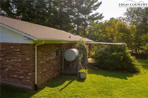 964 Tayson Rd, Sparta, NC 28675 photo 3