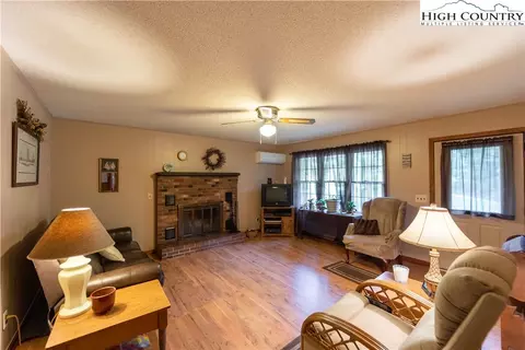 964 Tayson Rd, Sparta, NC 28675 photo 14