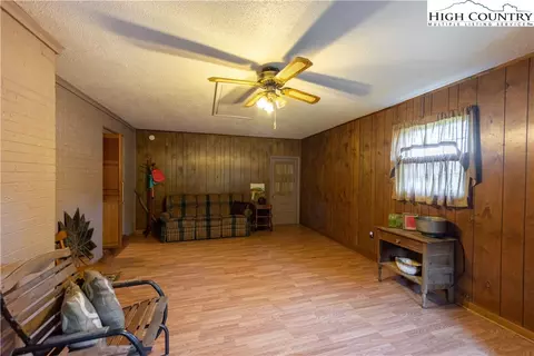 964 Tayson Rd, Sparta, NC 28675 photo 8