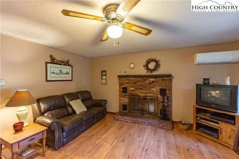 964 Tayson Rd, Sparta, NC 28675 photo 17