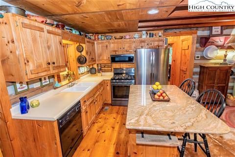 144 Old Mill Rd, Todd, NC 28684 photo 11