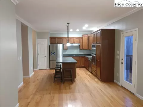 354 Dare Ln, Deep Gap, NC 28618 photo 8