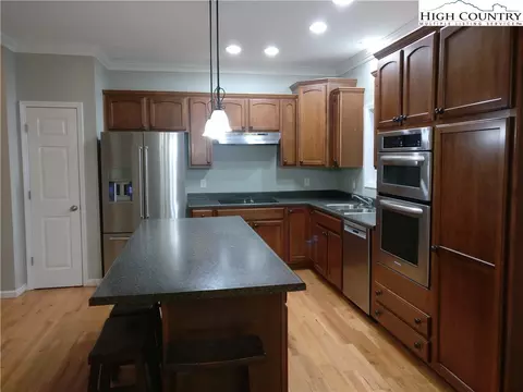354 Dare Ln, Deep Gap, NC 28618 photo 7