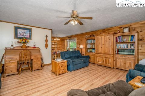 481 Clyde Cornett Rd, Vilas, NC 28692 photo 10