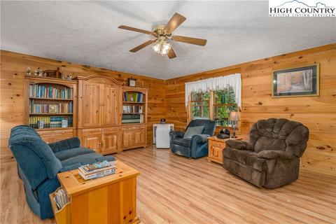 481 Clyde Cornett Rd, Vilas, NC 28692 photo 9