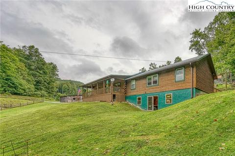 481 Clyde Cornett Rd, Vilas, NC 28692 photo 3
