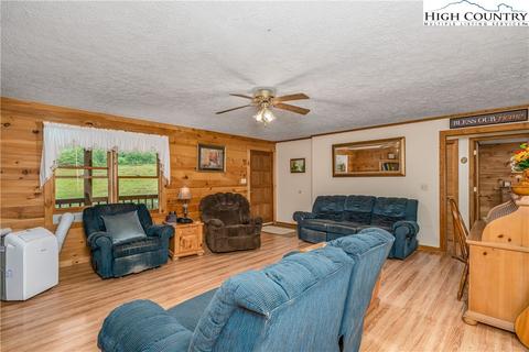 481 Clyde Cornett Rd, Vilas, NC 28692 photo 11