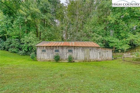 481 Clyde Cornett Rd, Vilas, NC 28692 photo 38