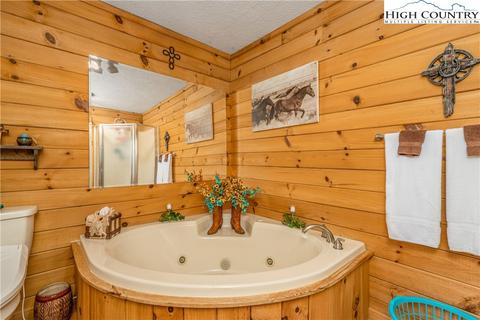 481 Clyde Cornett Rd, Vilas, NC 28692 photo 15