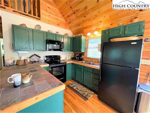 1029 Bill Cooper Rd, Crumpler, NC 28617 photo 25