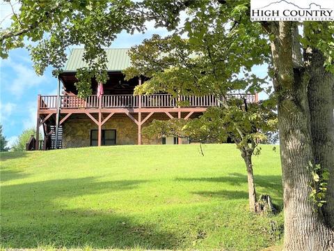 1029 Bill Cooper Rd, Crumpler, NC 28617 photo 4